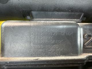 Патрубок воздушного фильтра TOYOTA CROWN AZSH20 A25A-FXS 1788025030, 17893-25060 3 ракурс Патрубок воздушного фильтра TOYOTA CROWN AZSH20 A25A-FXS 1788025030, 17893-25060 3 ракурс