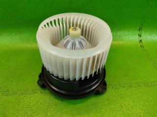 Мотор печки задний TOYOTA ESQUIRE ZWR80 2ZR-FXE 8710348160 2 ракурс