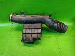 Патрубок воздушного фильтра NISSAN LEOPARD JHY33 VQ30-DE 16576-4P100, 165764P100 2 ракурс