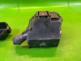 Блок предохранителей NISSAN SKYLINE HNV37 VQ35HR 24384-4GA0A 24382-4GA0A, 24372-4GA0A 3 ракурс
