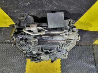 Радиатор NISSAN NOTE SNE12 214105WZ2A 4 ракурс Радиатор NISSAN NOTE SNE12 214105WZ2A 4 ракурс