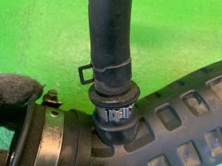 Патрубок воздушного фильтра NISSAN X-TRAIL DNT31 M9R 16576-JG70A 3 ракурс
