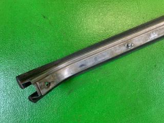 Полозья для сдвижной двери правые NISSAN CARAVAN VWME25 ZD30-DDTI 77760-VZ00A 3 ракурс