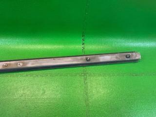 Полозья для сдвижной двери правые NISSAN CARAVAN VWME25 ZD30-DDTI 77760-VZ00A 5 ракурс