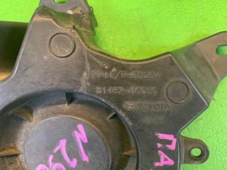 Заглушка бампера левая передняя TOYOTA C-HR ZYX10 2ZR-FXE 81482-10030 2 ракурс
