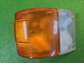 Габарит левый передний NISSAN CARAVAN KRME24 TD27 6294 3 ракурс