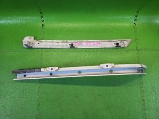 Полозья для сдвижной двери правые задние TOYOTA RAUM NCZ25 1NZ-FE 68303-46020 2 ракурс