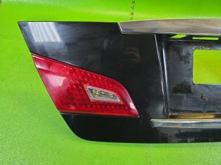 Вставка между стопов задняя NISSAN FUGA PY50 VQ35-HR 84810 EJ70A 2 ракурс