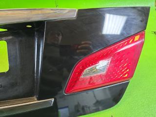 Вставка между стопов задняя NISSAN FUGA PY50 VQ35-HR 84810 EJ70A 4 ракурс