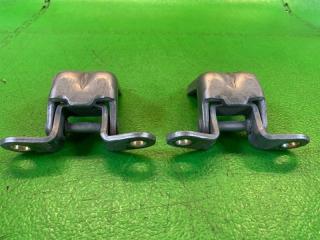 Петля дверная передняя NISSAN X-TRAIL NT30 QR20-DE 80400-8H700 80401-8H700 5 ракурс