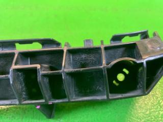 Крепление бампера правое переднее TOYOTA CROWN MAJESTA UZS207 3UZ-FE 52535-30220 2 ракурс