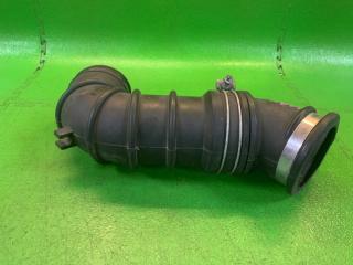 Патрубок воздушного фильтра ISUZU BIGHORN UBS25DW 6VD1 8970184221, 18-97018-422-R1 3 ракурс