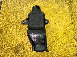 Воздухозаборник TOYOTA PRIUS ZVW50 2ZR-FXE 17752-37120 1 ракурс