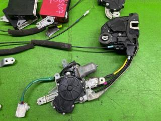 Доводчик двери TOYOTA CROWN MAJESTA UZS207 3UZ-FE 5 ракурс