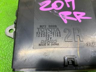 Доводчик двери TOYOTA CROWN MAJESTA UZS207 3UZ-FE 89224-30120 3 ракурс