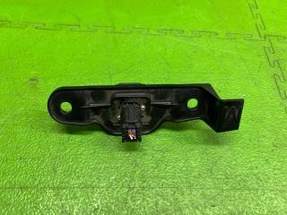Камера заднего вида TOYOTA CROWN MAJESTA UZS187 3UZ-FE 86790-30130 2 ракурс