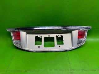 Вставка багажника задняя TOYOTA CROWN MAJESTA UZS207 3UZ-FE 76801-30900-B0 1 ракурс