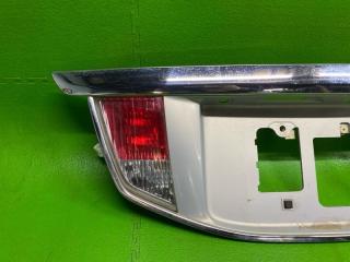 Вставка багажника задняя TOYOTA CROWN MAJESTA UZS207 3UZ-FE 76801-30900-B0 2 ракурс