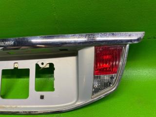 Вставка багажника задняя TOYOTA CROWN MAJESTA UZS207 3UZ-FE 76801-30900-B0 4 ракурс