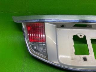 Вставка багажника TOYOTA CROWN MAJESTA UZS207 3UZ-FE 76801-30900-B0 2 ракурс