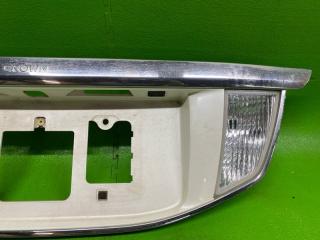 Вставка багажника TOYOTA CROWN MAJESTA UZS207 3UZ-FE 76801-30900-A0 3 ракурс