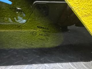 Стекло собачника левое заднее NISSAN NOTE E13 HR12-DE 83301-6XJ0A 5 ракурс Стекло собачника левое заднее NISSAN NOTE E13 HR12-DE 83301-6XJ0A 5 ракурс