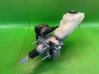 Главный тормозной цилиндр TOYOTA C-HR ZYX10 2ZR-FXE 47050-10100, 47210-10071 1 ракурс