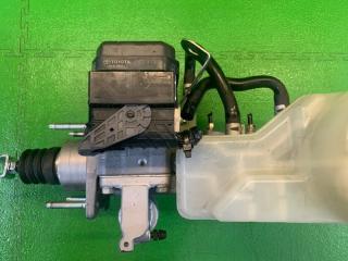 Главный тормозной цилиндр TOYOTA C-HR ZYX10 2ZR-FXE 47050-10100, 47210-10071 5 ракурс
