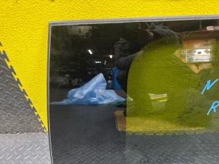 Стекло собачника правое заднее TOYOTA VOXY ZRR80 3ZR-FAE 62710-28560 2 ракурс