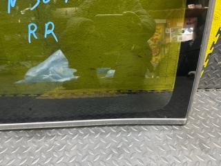 Стекло собачника правое заднее TOYOTA VOXY ZRR80 3ZR-FAE 62710-28560 5 ракурс