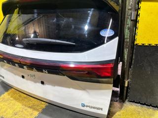 Дверь 5-я NISSAN NOTE E13 HR12-DE K010M-6XJMA, QAC 4 ракурс