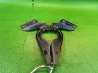 Петля капота MITSUBISHI OUTLANDER GG3W 4B12 MN175242 MN175241 5 ракурс Петля капота MITSUBISHI OUTLANDER GG3W 4B12 MN175242 MN175241 5 ракурс