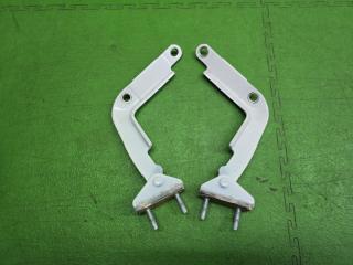 Петля 5-двери TOYOTA VOXY ZRR80 3ZR-FAE 6882028040,6881028050 2 ракурс