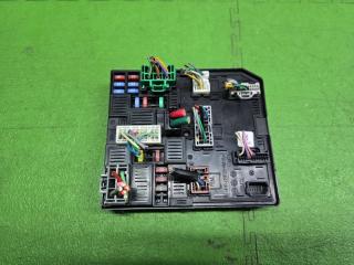 Электронный блок NISSAN SERENA GFC27 MR20-DD 284B7 5TA0A 2 ракурс