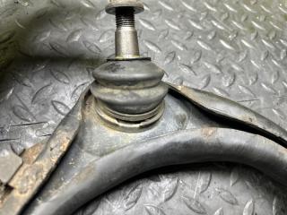 Рычаг правый передний TOYOTA LAND CRUISER HDJ101 1HD-FTE 48610-60030 3 ракурс