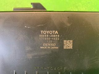 Блок климат-контроля TOYOTA VOXY ZRR80 3ZR-FAE 88650-28B90, 177800-4632 2 ракурс