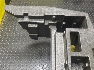 Ящик под инструменты NISSAN NOTE E13 HR12-DE 84975 6XK0A 2 ракурс