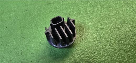 Лампа светодиодная задняя TOYOTA AQUA NHP10 1NZ-FXE 81536-52D50 1 ракурс Лампа светодиодная задняя TOYOTA AQUA NHP10 1NZ-FXE 81536-52D50 1 ракурс