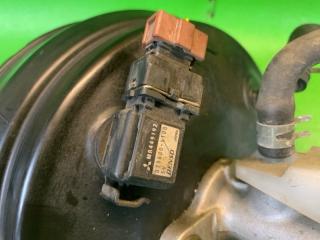 Главный тормозной цилиндр MITSUBISHI DION CR6W 4G94 MR4491925, 079800-5100 4 ракурс