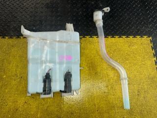 Бачок стеклоомывателя TOYOTA VOXY контрактная Бачок стеклоомывателя TOYOTA VOXY