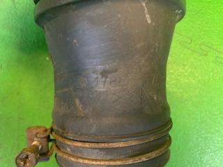 Патрубок воздушного фильтра TOYOTA LAND CRUISER HDJ101 1HD-FTE 17881-17060, 17881-17060И A2 3 ракурс