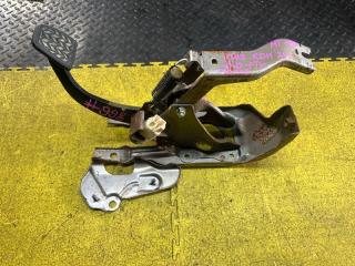 Педаль тормоза TOYOTA HIACE KDH206 1KD-FTV 55106-26020 47101-26220 2 ракурс