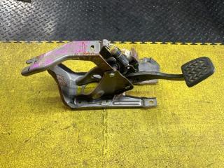 Педаль тормоза TOYOTA HIACE KDH206 1KD-FTV 55106-26020 47101-26220 3 ракурс