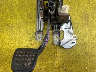 Педаль тормоза TOYOTA HIACE KDH206 1KD-FTV 55106-26020 47101-26220 5 ракурс