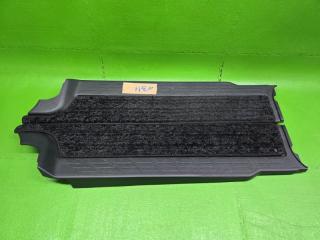 Накладка на порог задняя TOYOTA VOXY ZWR80 2ZR-FXE 67917-28160, 67918-28160 1 ракурс