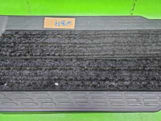 Накладка на порог задняя TOYOTA VOXY ZWR80 2ZR-FXE 67917-28160, 67918-28160 3 ракурс