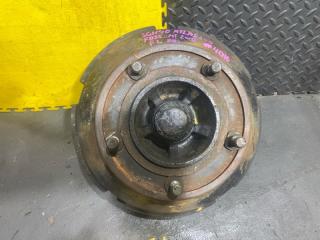 Запчасть ступица передняя левая NISSAN ATLAS 1988