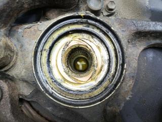 Ступица передняя левая LAND CRUISER 1999 HDJ101 1HD-FTE Ступица передняя левая LAND CRUISER 1999 HDJ101 1HD-FTE
