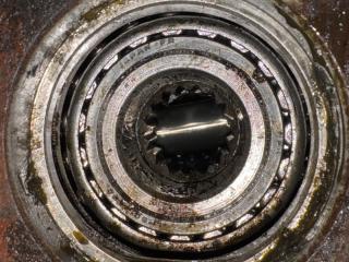 Редуктор передний TOYOTA DYNA XZU368 SU00200614 SU00201075, 41:8 3 ракурс Редуктор передний TOYOTA DYNA XZU368 SU00200614 SU00201075, 41:8 3 ракурс