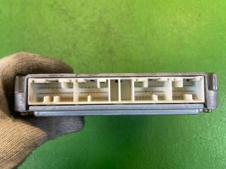 Блок efi TOYOTA GRANVIA KCH16W 1KZ-TE 89661-26690 3 ракурс